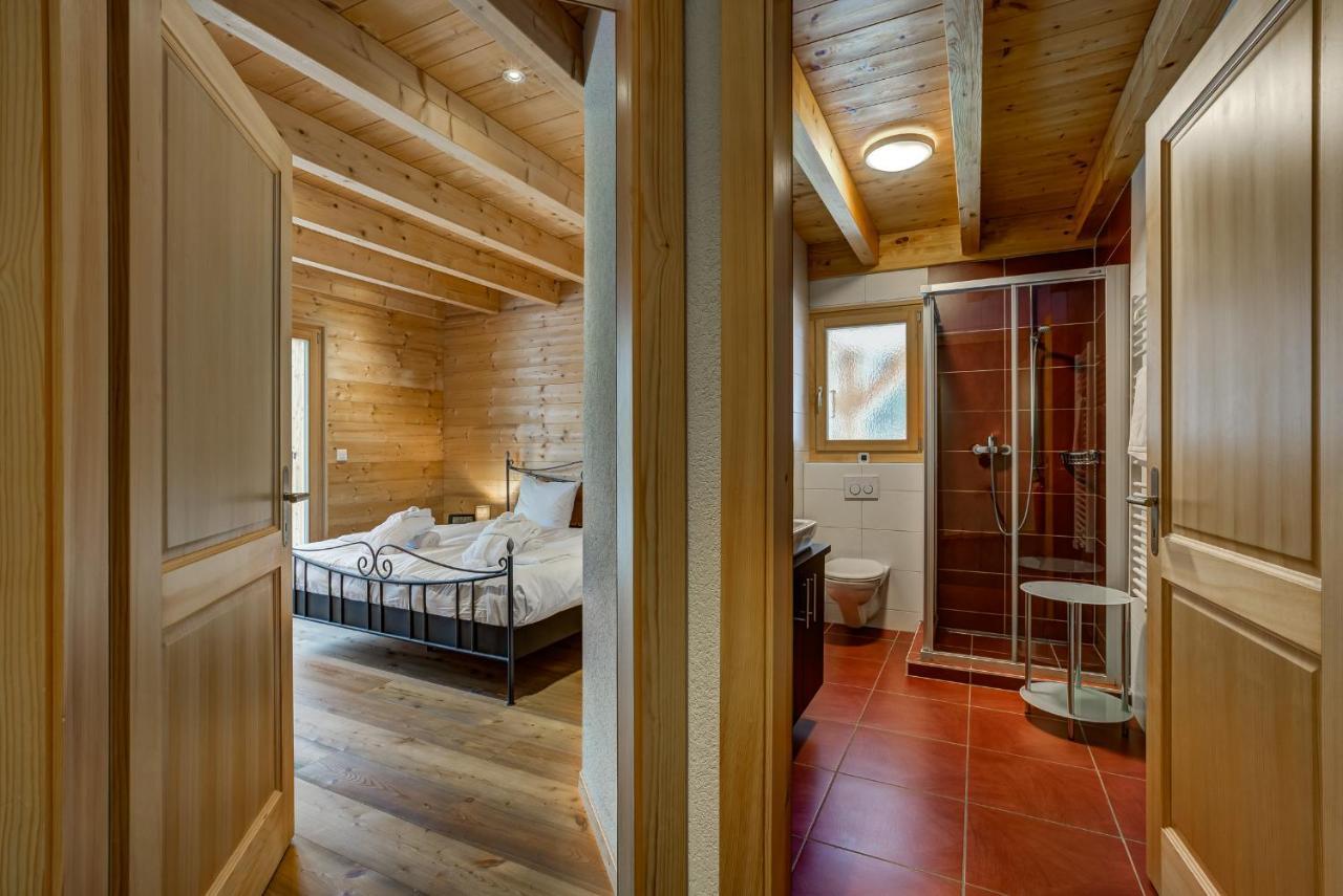 Chalet Flocon De Neige - Jacuzzi - Sauna La Tzoumaz Bagian luar foto