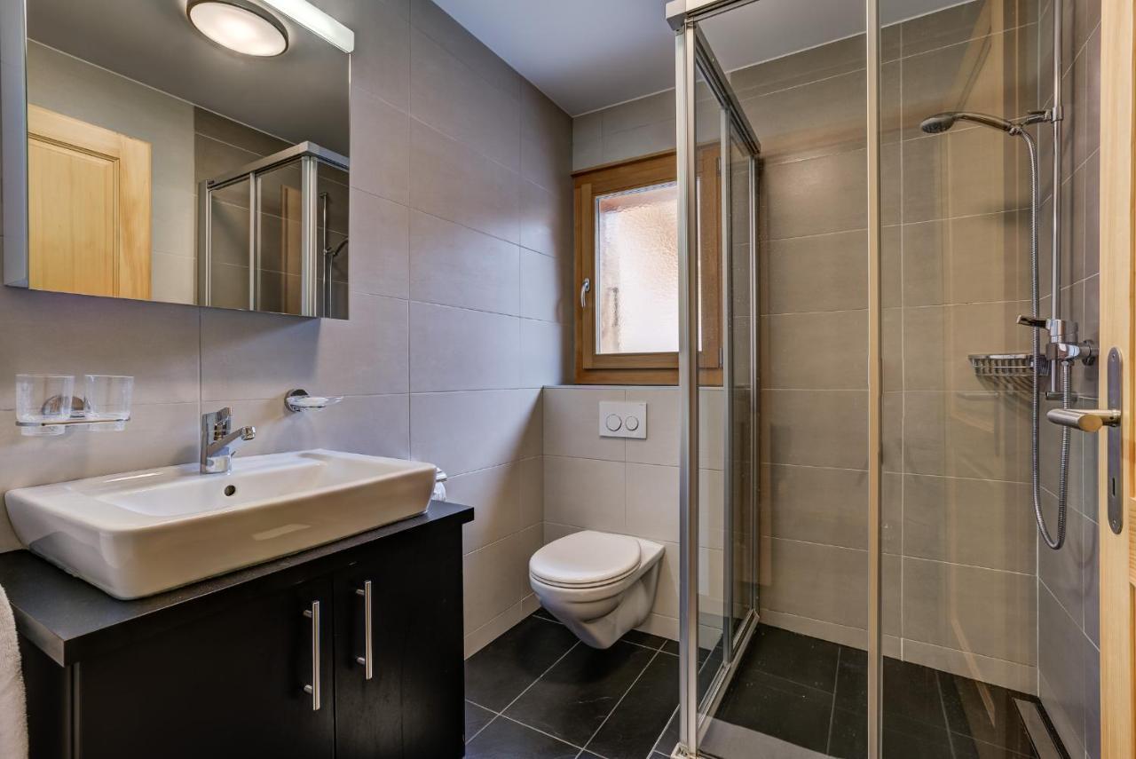 Chalet Flocon De Neige - Jacuzzi - Sauna La Tzoumaz Bagian luar foto