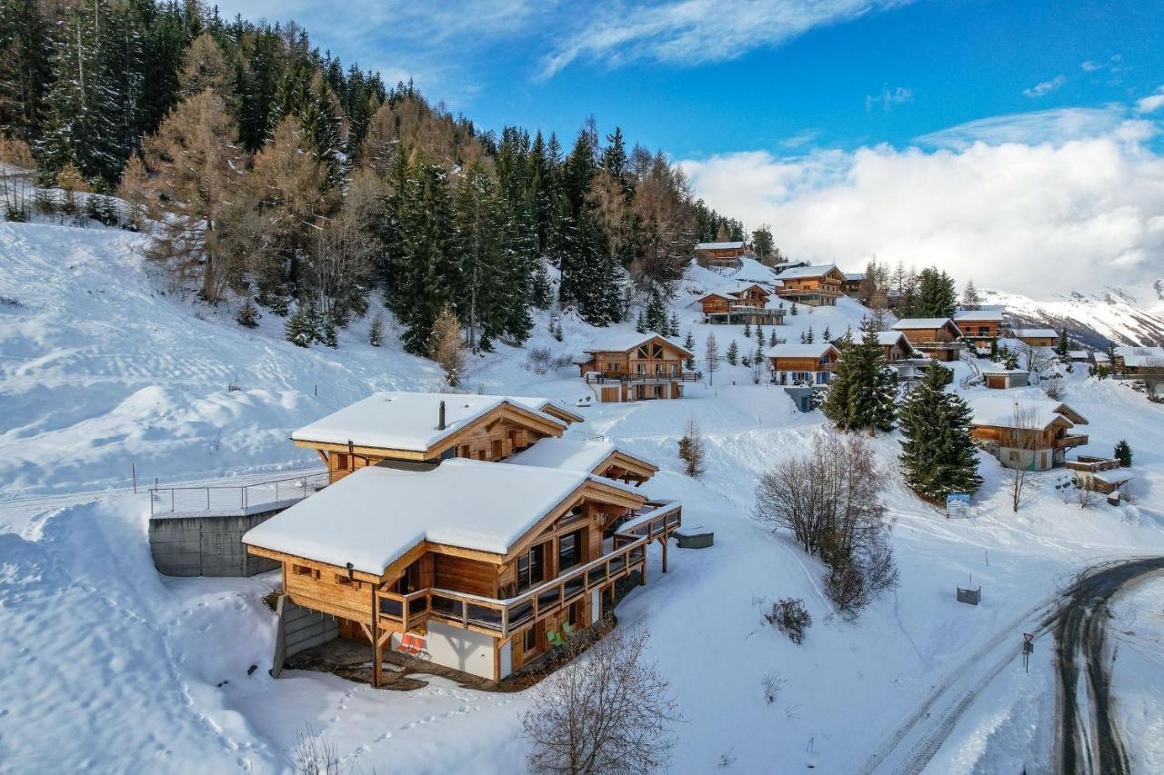 Chalet Flocon De Neige - Jacuzzi - Sauna La Tzoumaz Bagian luar foto
