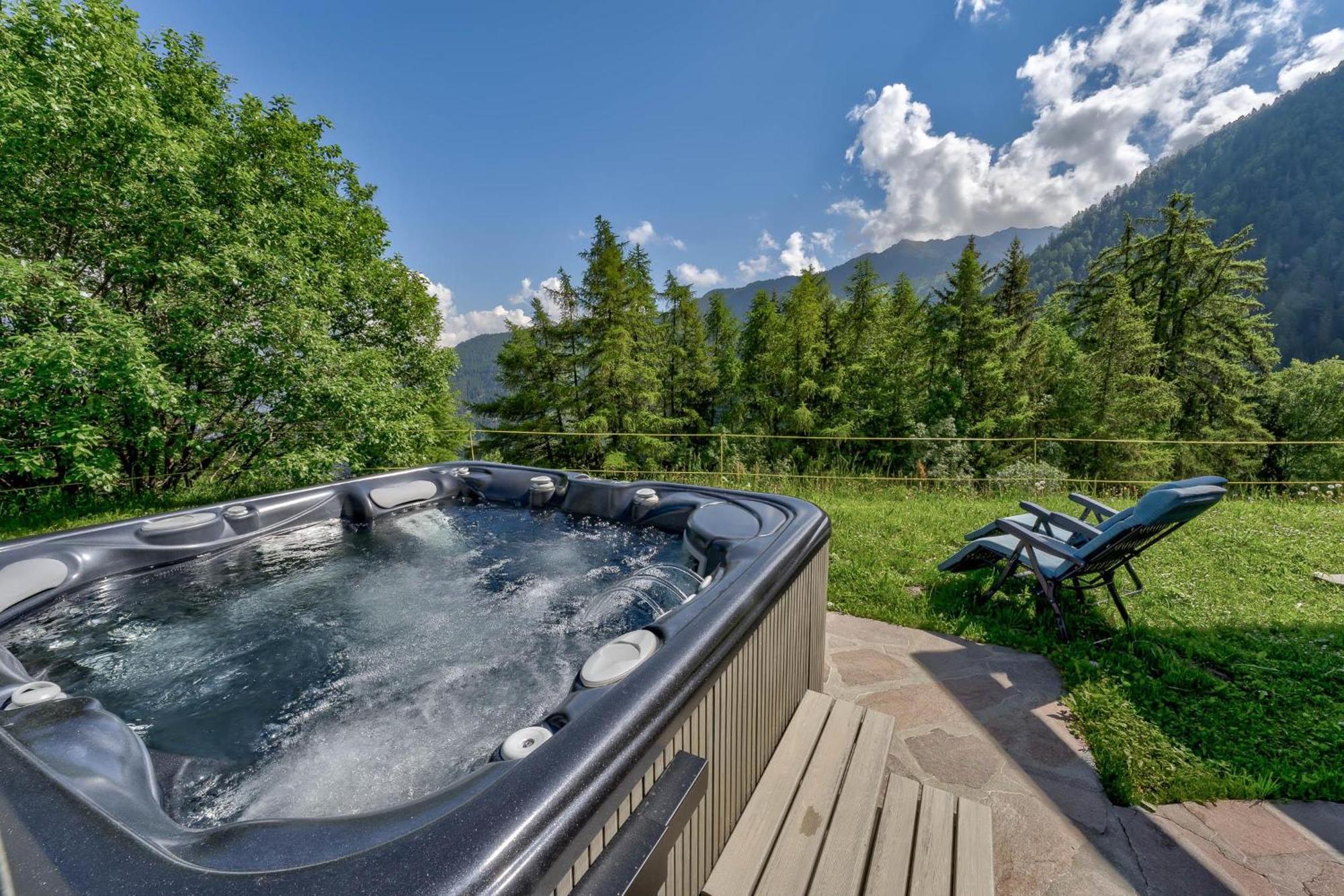 Chalet Flocon De Neige - Jacuzzi - Sauna La Tzoumaz Bagian luar foto