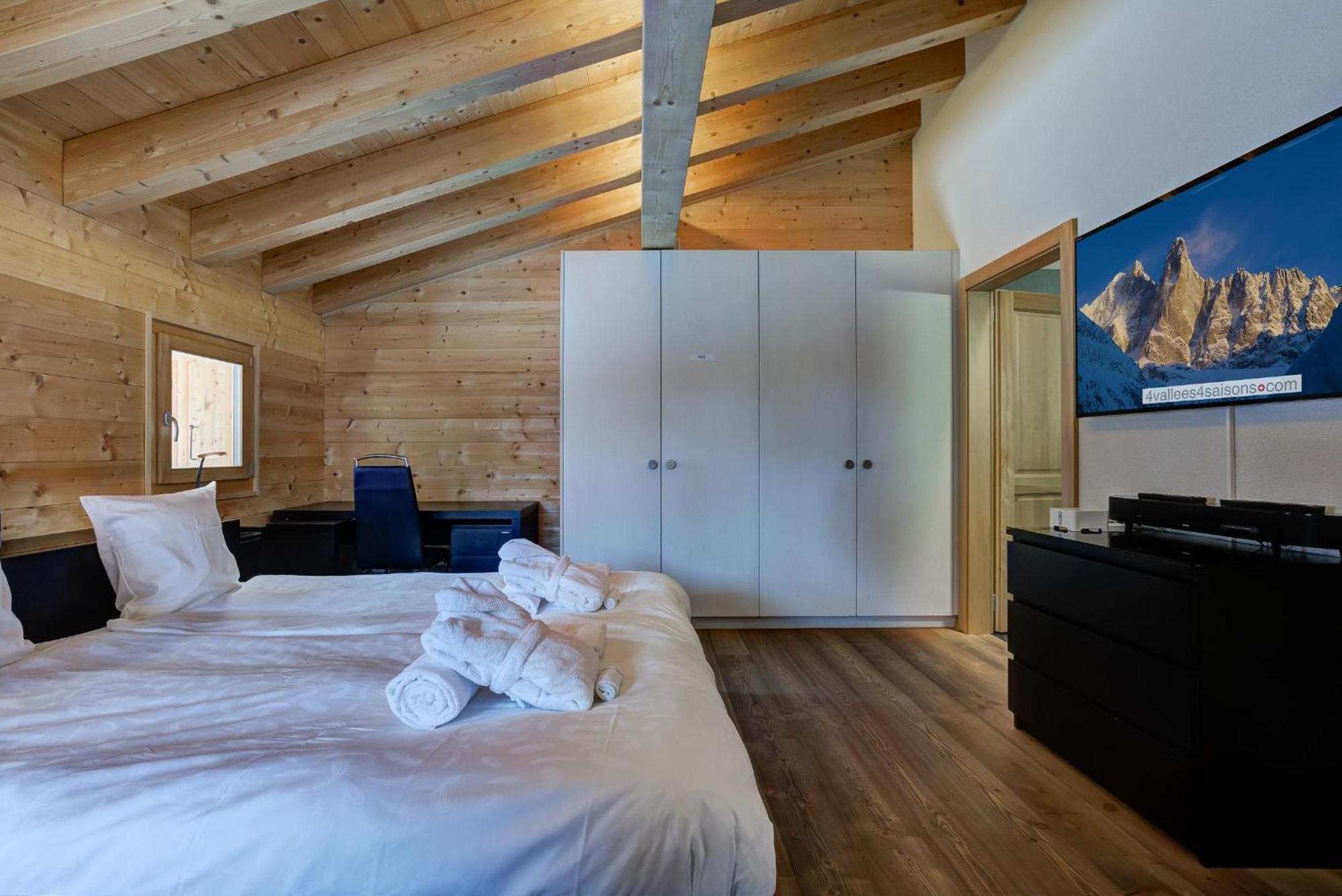 Chalet Flocon De Neige - Jacuzzi - Sauna La Tzoumaz Bagian luar foto